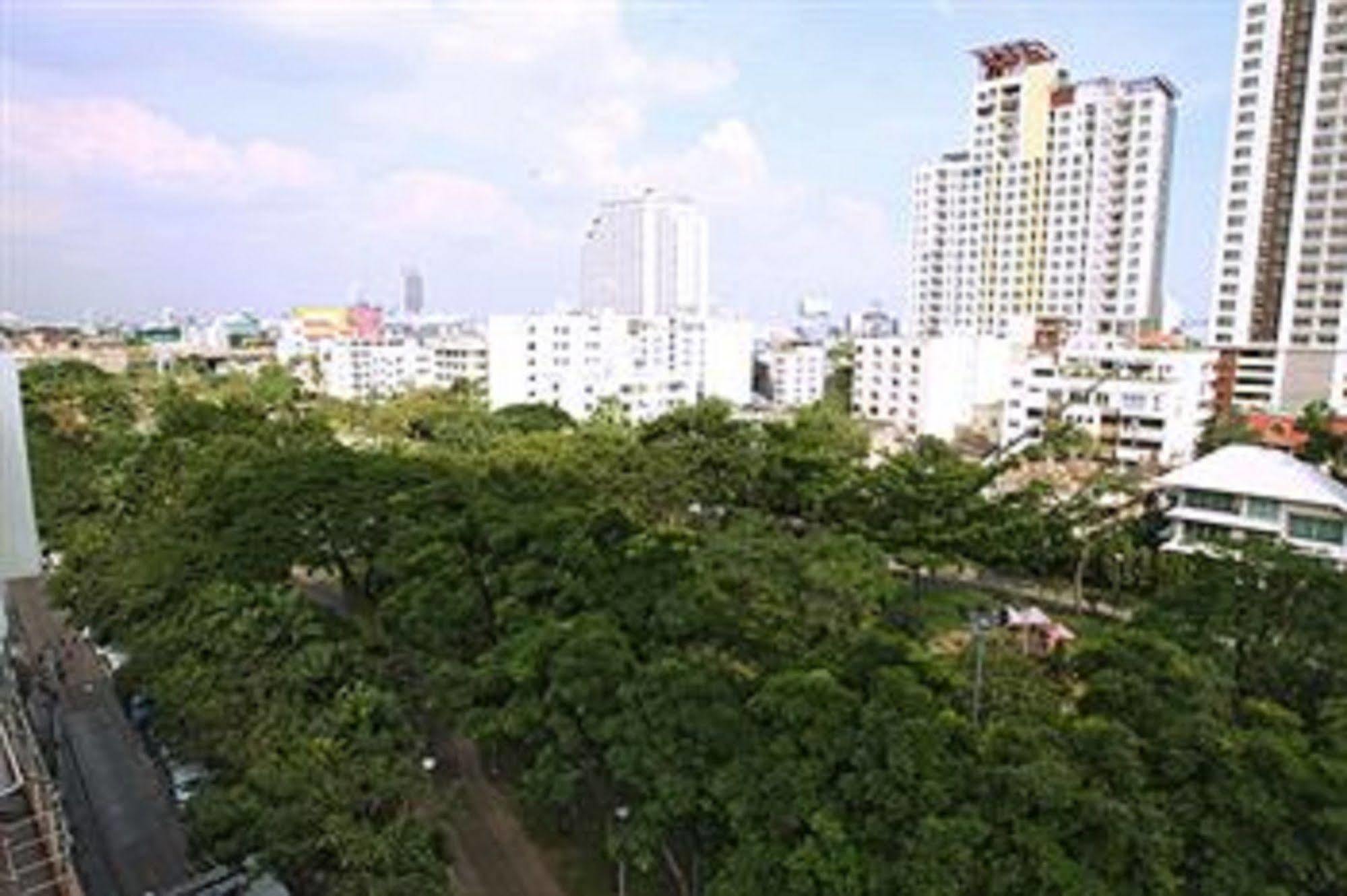 Royal View Resort - Rang Nam Bangkok Exterior photo